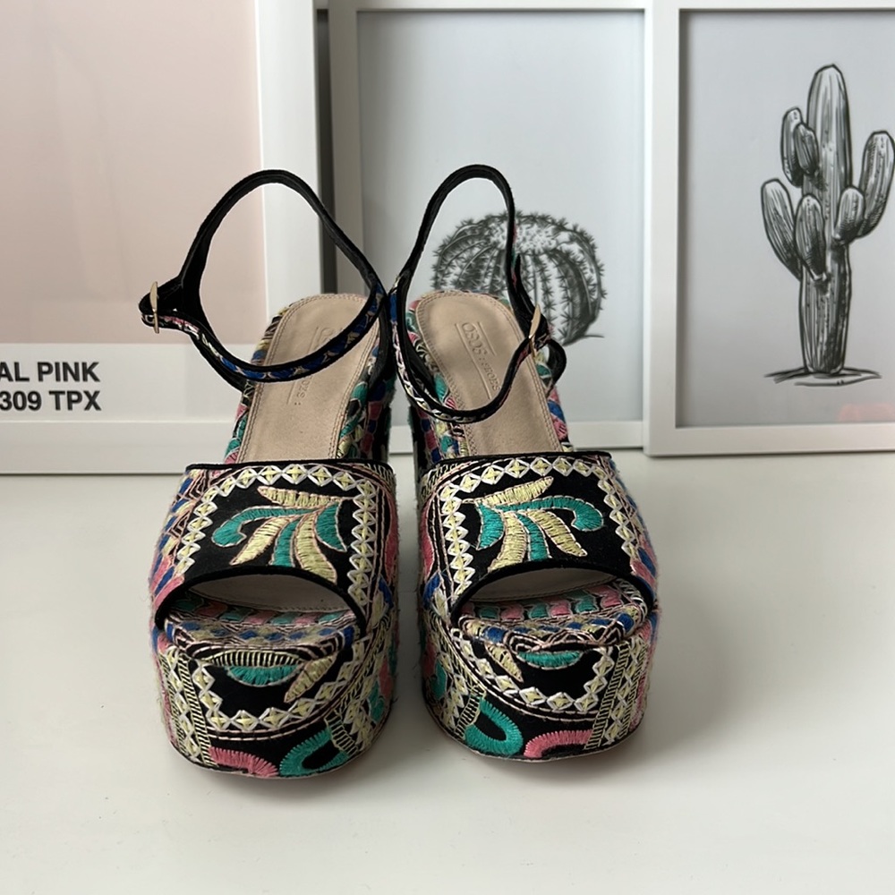 ASOS Embroidered Wedges - Picture 6 of 9